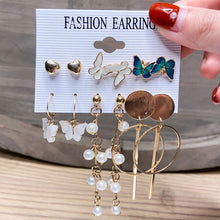 Load image into Gallery viewer, Fashion Gold Hoop Earrings Set Women Pearl Hoop Earrings Oversize Metal Circle Punk Earring 2020 Female Fashion Jewelry