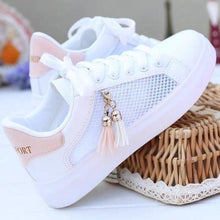Load image into Gallery viewer, Mesh white shoes ladies fashion breathable shoes students Korean casual shoes sports shoes flat shoes womens shoes